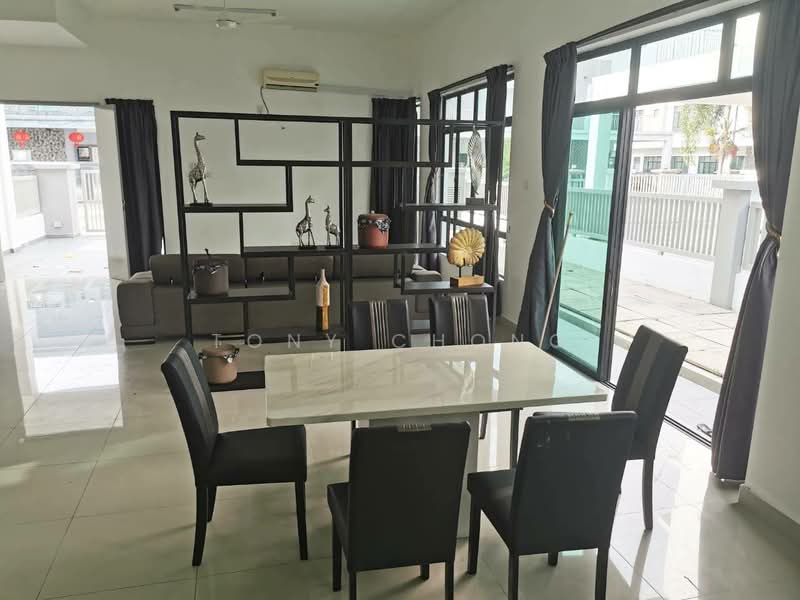 Cluster House for Rent in Johor Bahru (Johor) - Tony Chong - Living Room - PropertyGuru.com.my