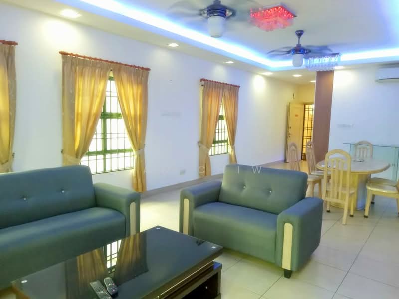 Condominium for Sale at Changkat View - Sam Chiw - Living Room - PropertyGuru.com.my