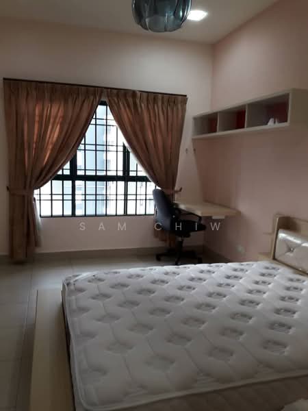 Condominium for Sale at Changkat View - Sam Chiw - Bedroom - PropertyGuru.com.my