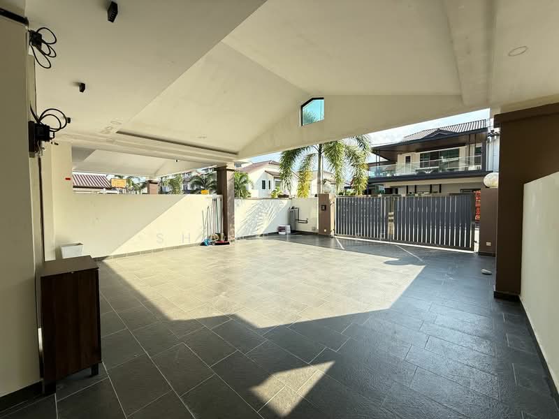 2-storey Terraced House for Sale in Taman Tasik Indah (Kluang) - Shanel Tee - Exterior - PropertyGuru.com.my