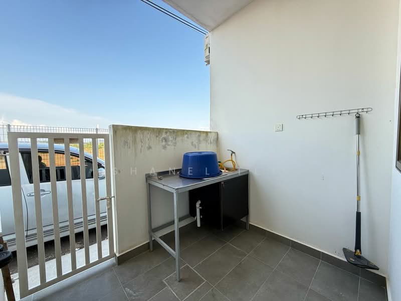 2-storey Terraced House for Sale in Taman Tasik Indah (Kluang) - Shanel Tee - Exterior - PropertyGuru.com.my