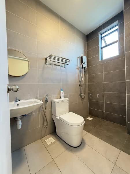 2-storey Terraced House for Sale in Taman Tasik Indah (Kluang) - Shanel Tee - Bathroom - PropertyGuru.com.my