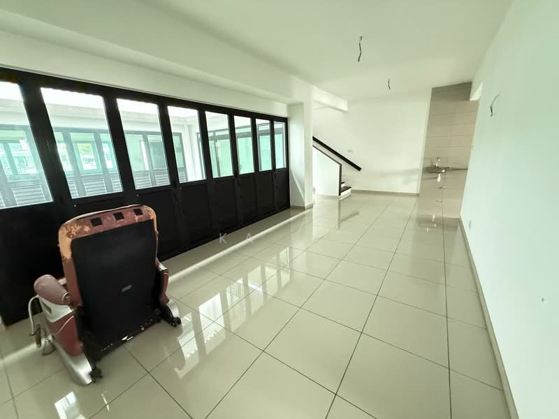 Rumah Teres 2-Tingkat untuk Dijual di Taman Bukit Subang (Shah Alam) - Ka Ee - Interior - PropertyGuru.com.my