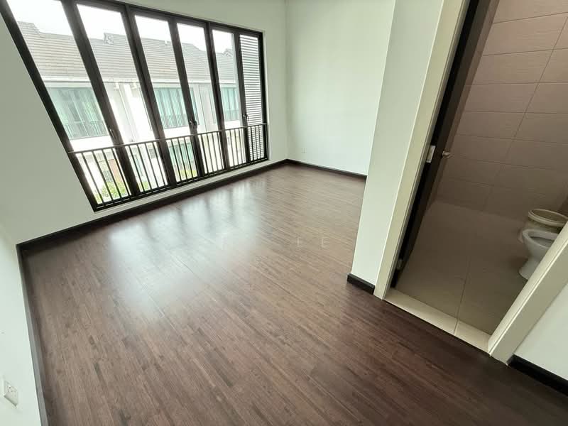 Rumah Teres 2-Tingkat untuk Dijual di Taman Bukit Subang (Shah Alam) - Ka Ee - Interior - PropertyGuru.com.my