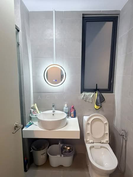 Kondominium untuk Disewa di Kuchai Sentral - Jacky Wan - Bathroom - PropertyGuru.com.my
