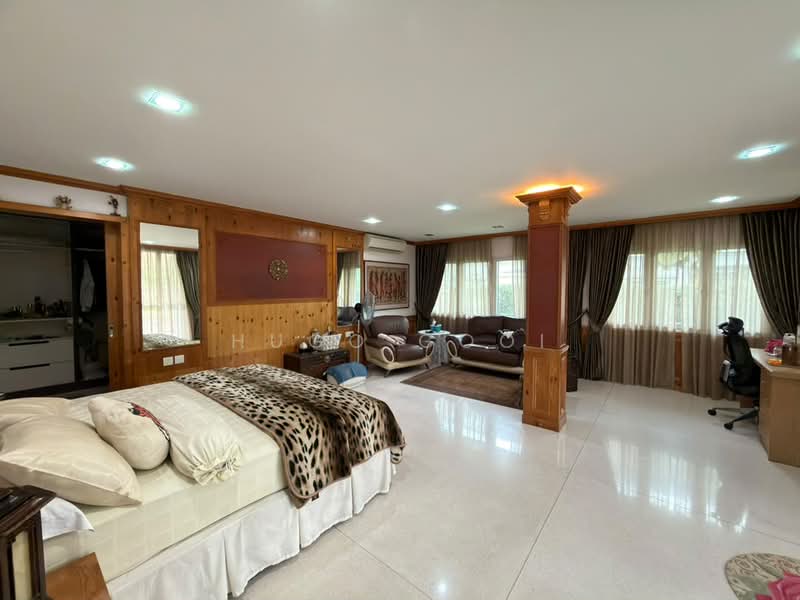 Bungalow for Sale in Bukit Ledang (Damansara Heights) - Hugo Gooi - Bedroom - PropertyGuru.com.my