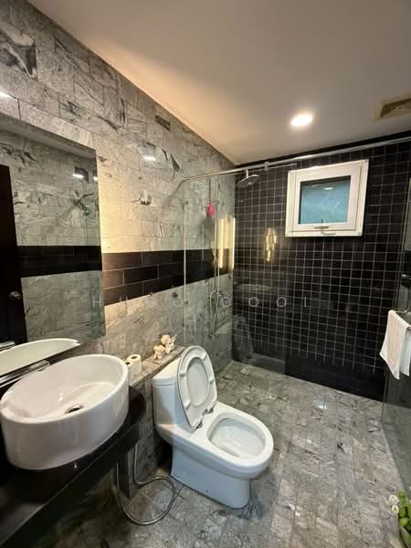 Bungalow for Sale in Bukit Ledang (Damansara Heights) - Hugo Gooi - Bathroom - PropertyGuru.com.my