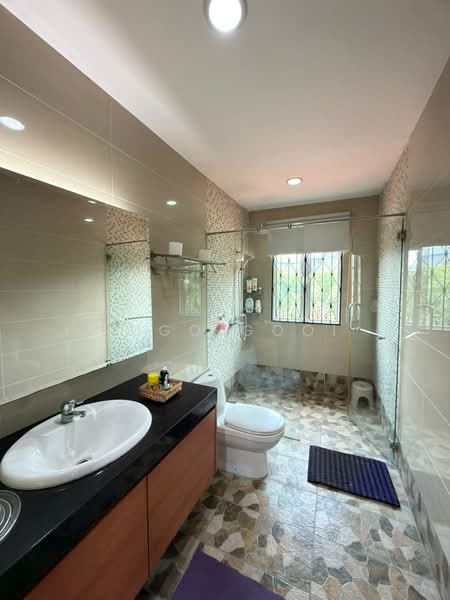 Bungalow for Sale in Bukit Ledang (Damansara Heights) - Hugo Gooi - Bathroom - PropertyGuru.com.my