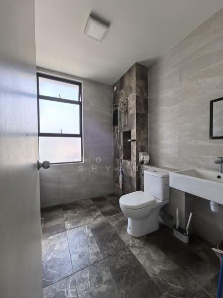 2-storey Terraced House for Sale in Taman Seri Austin (Tebrau) - Ong Lih Shyan - Bathroom - PropertyGuru.com.my