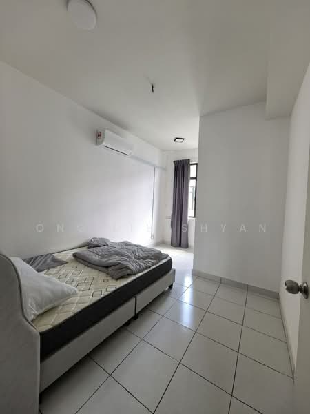 2-storey Terraced House for Sale in Taman Seri Austin (Tebrau) - Ong Lih Shyan - Bedroom - PropertyGuru.com.my