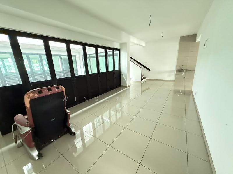 Rumah Teres 2-Tingkat untuk Dijual di Taman Bukit Subang (Shah Alam) - Winson Tam - Interior - PropertyGuru.com.my