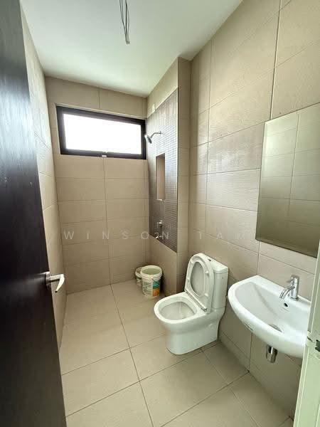 Rumah Teres 2-Tingkat untuk Dijual di Taman Bukit Subang (Shah Alam) - Winson Tam - Bathroom - PropertyGuru.com.my