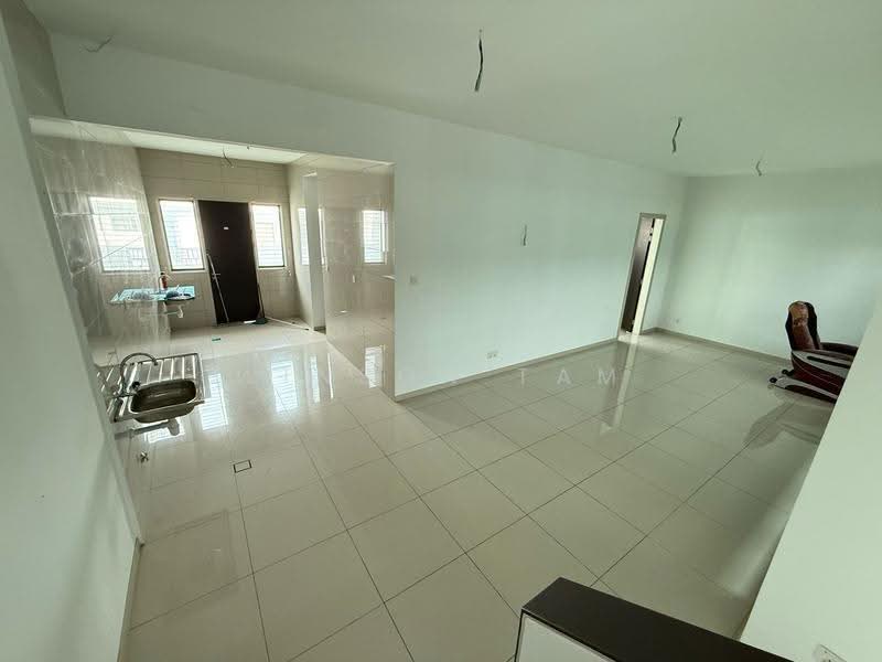 Rumah Teres 2-Tingkat untuk Dijual di Taman Bukit Subang (Shah Alam) - Winson Tam - Kitchen - PropertyGuru.com.my