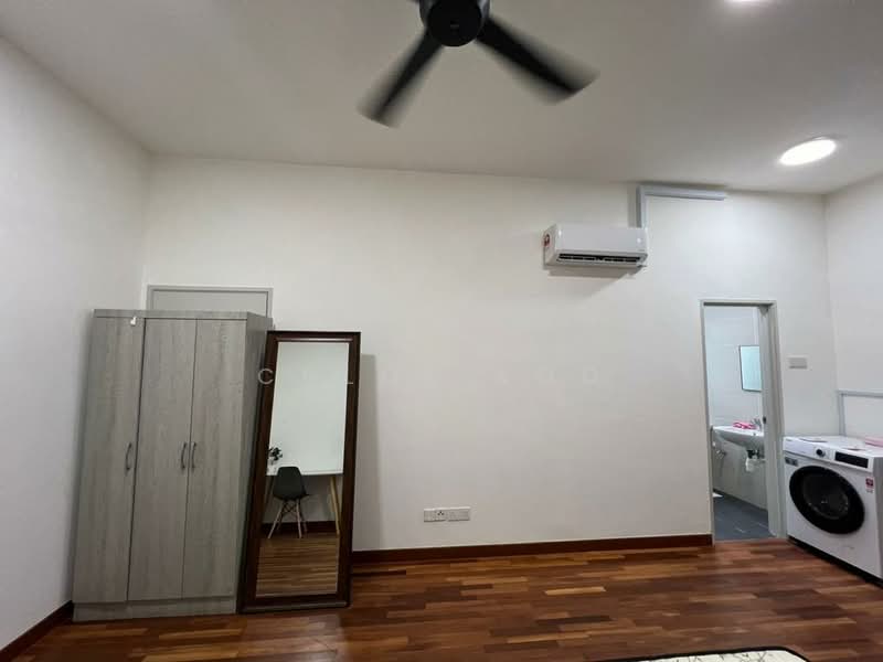 Servis Apartment untuk Disewa di Pacific Star - Chloe Koo - PropertyGuru.com.my