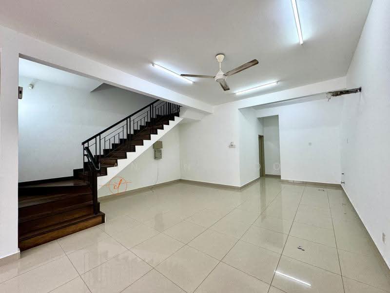 2-storey Terraced House for Sale in Bandar Bukit Raja (Klang) - Jansen Khoo - Interior - PropertyGuru.com.my