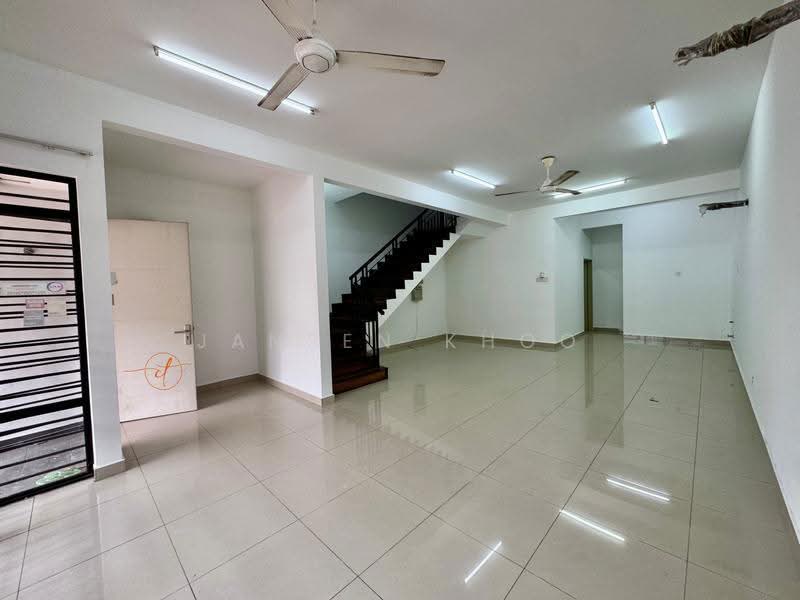 2-storey Terraced House for Sale in Bandar Bukit Raja (Klang) - Jansen Khoo - Interior - PropertyGuru.com.my