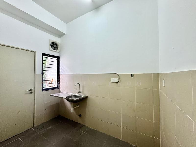 2-storey Terraced House for Sale in Bandar Bukit Raja (Klang) - Jansen Khoo - Kitchen - PropertyGuru.com.my