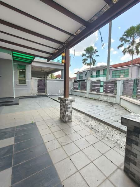 Cluster House for Sale in Taman Sutera Utama (Skudai) - Sharon Ng - Exterior - PropertyGuru.com.my