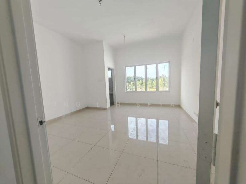 2-storey Terraced House for Sale in Taman Rimba Jaya (Pontian) - Ong Lih Shyan - Living Room - PropertyGuru.com.my