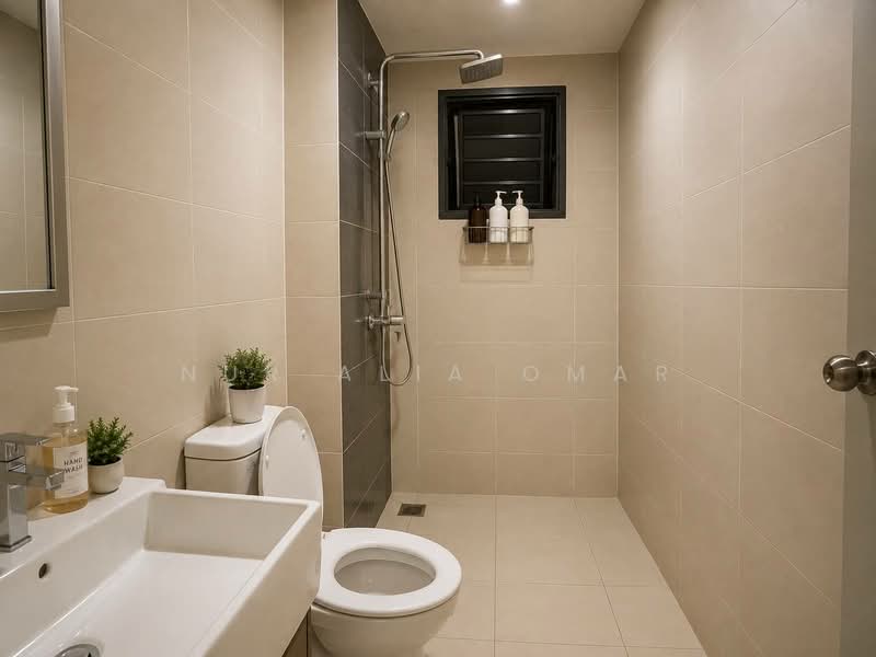 Kediaman Servis untuk Dijual di Residensi Alami - Nur Alia Omar - Bathroom - PropertyGuru.com.my