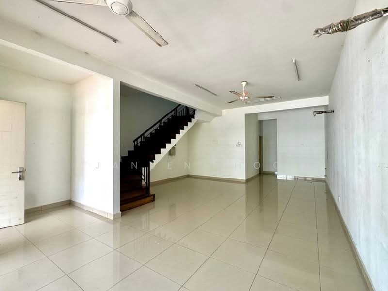 2-storey Terraced House for Rent in Bandar Bukit Raja (Klang) - Jansen Khoo - Interior - PropertyGuru.com.my