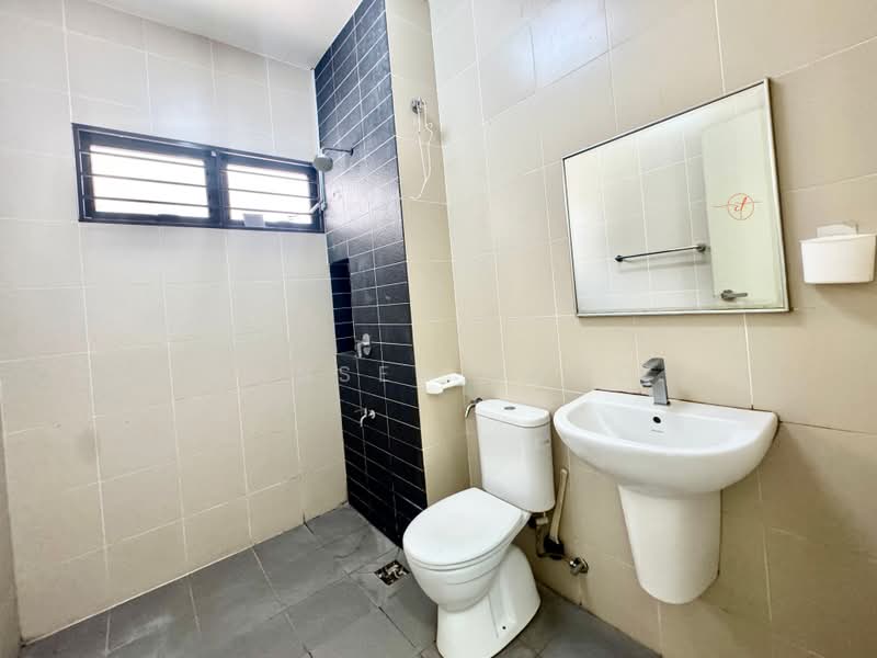 2-storey Terraced House for Rent in Bandar Bukit Raja (Klang) - Jansen Khoo - Bathroom - PropertyGuru.com.my