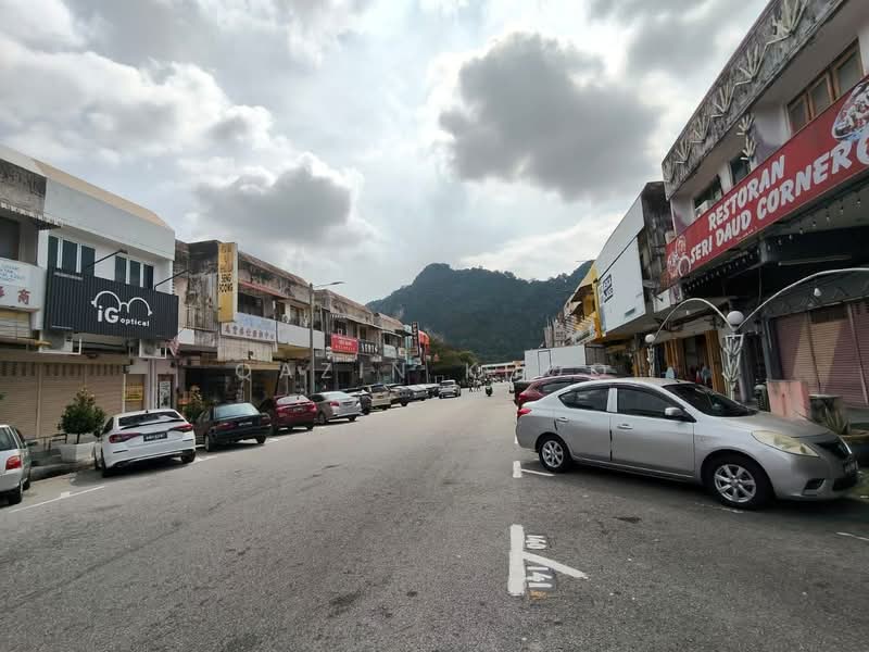 Shop for Rent in Taman Cempaka (Ipoh) - Qazin Khoo - Exterior - PropertyGuru.com.my