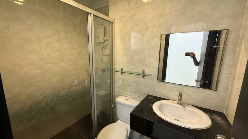 Condominium for Sale at Hartamas Regency 2 - Albert Ho - Bathroom - PropertyGuru.com.my