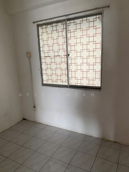 Pangsapuri untuk Disewa di Saujana Heights Apartments - AfiqHamzah . - Interior - PropertyGuru.com.my
