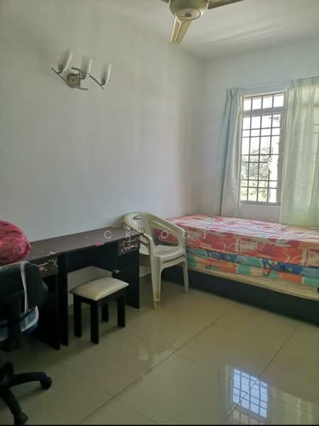 Apartment for Rent at Taman Lebah Hijau, Green Lane - CK Ooi - Bedroom - PropertyGuru.com.my