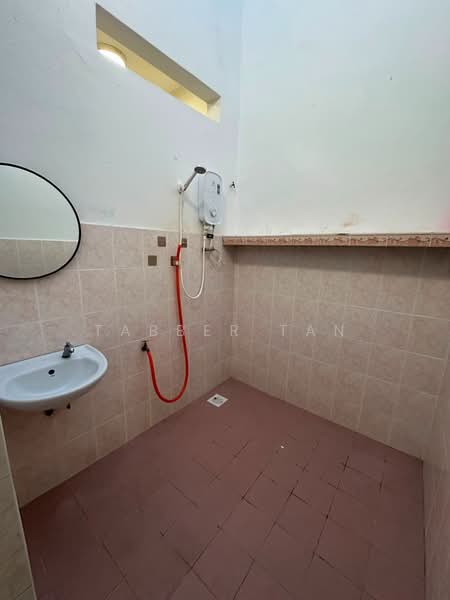 Rumah Teres 1-Tingkat untuk Disewa di Setapak (Kuala Lumpur) - Tabber Tan - Bathroom - PropertyGuru.com.my