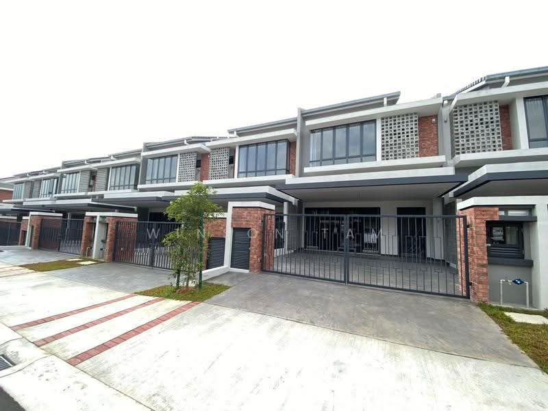 Rumah Teres 2-Tingkat untuk Dijual di Elmina (Shah Alam) - Winson Tam - Exterior - PropertyGuru.com.my
