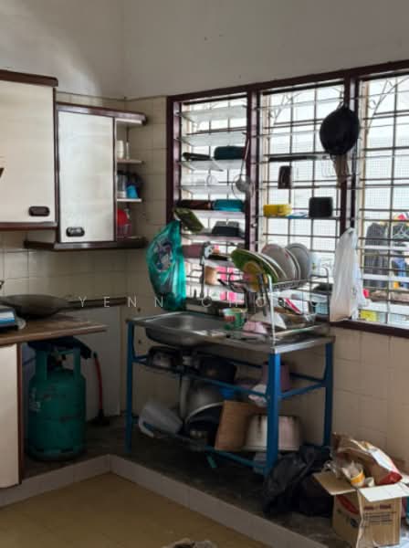 2-storey Terraced House for Sale in Sri Petaling (Kuala Lumpur) - Yenn Chong - Kitchen - PropertyGuru.com.my