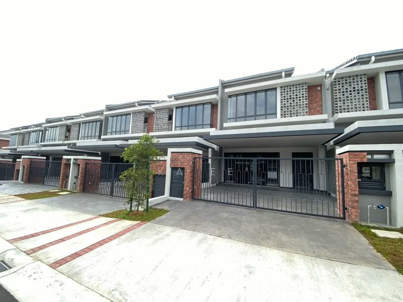 2-storey Terraced House for Sale in Elmina (Shah Alam) - Ka Ee - Exterior - PropertyGuru.com.my