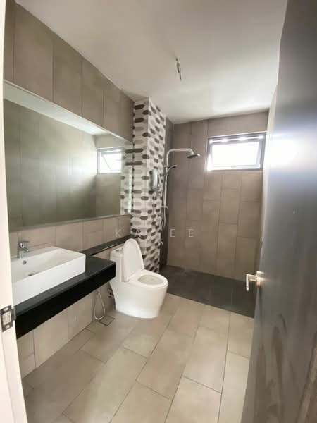 2-storey Terraced House for Sale in Elmina (Shah Alam) - Ka Ee - Bathroom - PropertyGuru.com.my