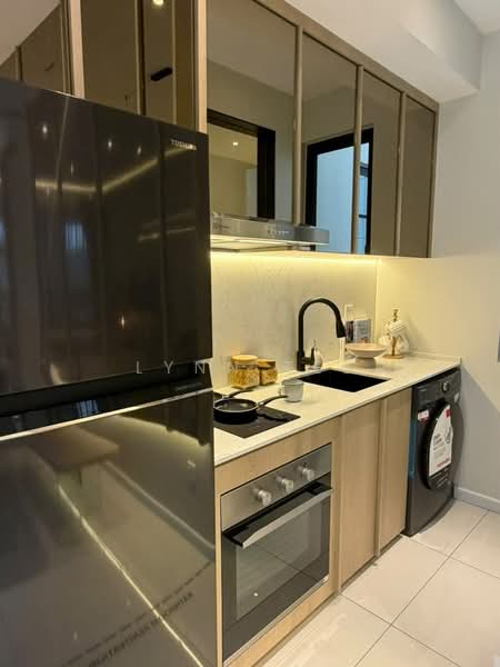 Service Residence for Sale at Sunway Majestic ARA @ JBCC - Lynn Tee - Kitchen - PropertyGuru.com.my