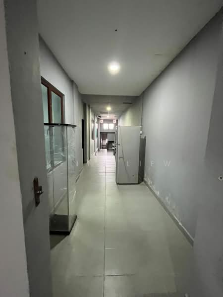 Shop / Office untuk Disewa di Seremban (Negeri Sembilan) - Kenny Liew - Corridor - PropertyGuru.com.my