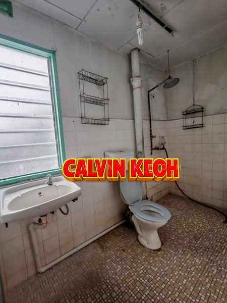 2-storey Terraced House for Sale in Teluk Kumbar (Penang) - Calvin Keoh - Bathroom - PropertyGuru.com.my