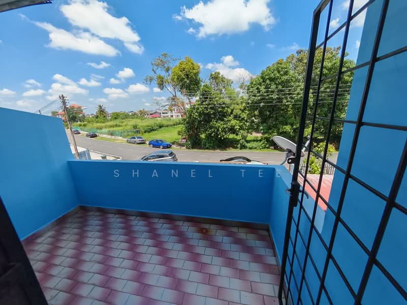 Rumah Teres 2-Tingkat untuk Dijual di Taman Segar (Segamat) - Shanel Tee - Balcony - PropertyGuru.com.my