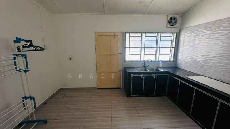 1.5-storey Terraced House for Rent in Taman Kluang Barat (Kluang) - Grace Fan - PropertyGuru.com.my