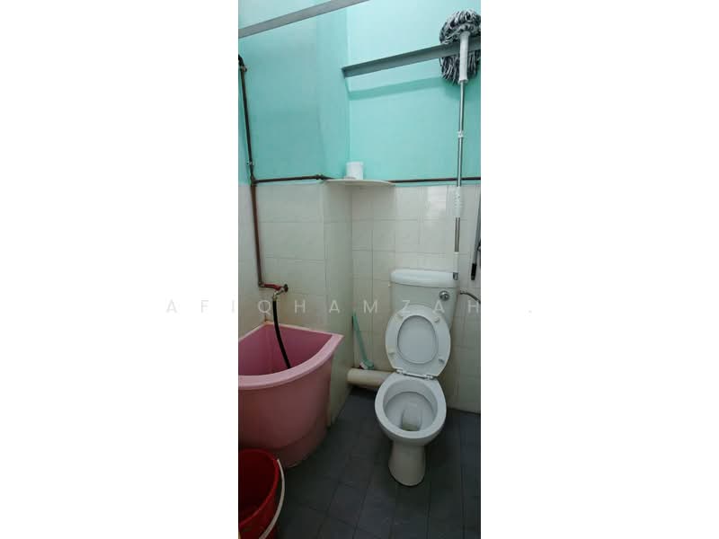 Pangsapuri untuk Disewa di Taman Jubilee Phase 3 - AfiqHamzah . - Bathroom - PropertyGuru.com.my