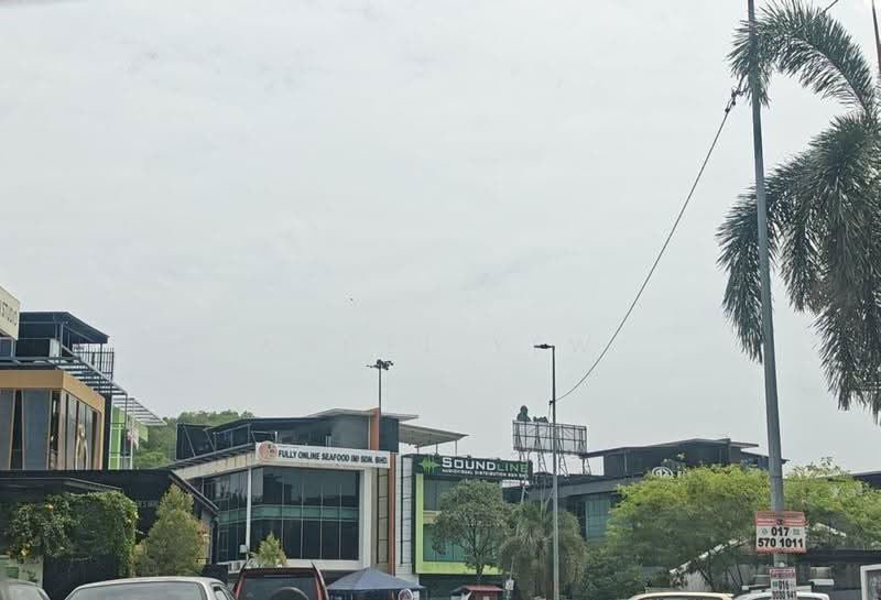 Komersial Berkembar untuk Disewa di Klang (Selangor) - Angel Yew - Exterior - PropertyGuru.com.my