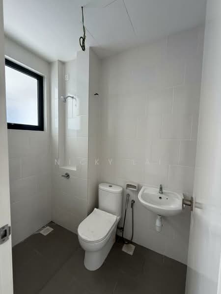 Rumah Teres 2-Tingkat untuk Dijual di Kajang (Selangor) - Nicky Lai - Bathroom - PropertyGuru.com.my
