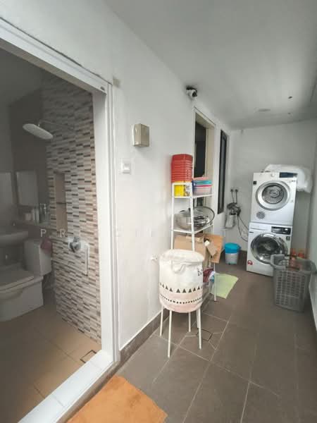 2.5-storey Terraced House for Sale in Bandar Kinrara Seksyen 1 (Bandar Kinrara) - Priscilla Tan - Bathroom - PropertyGuru.com.my