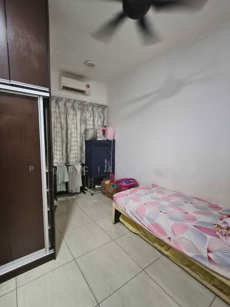 2.5-storey Terraced House for Sale in Bandar Kinrara Seksyen 1 (Bandar Kinrara) - Priscilla Tan - Bedroom - PropertyGuru.com.my