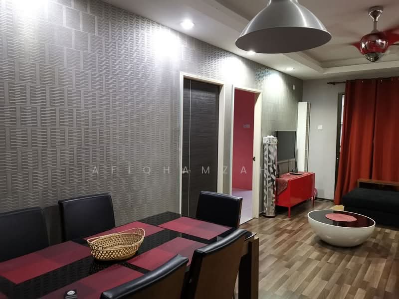 Pangsapuri untuk Disewa di Relau Vista Apartment - AfiqHamzah . - Dining Room - PropertyGuru.com.my