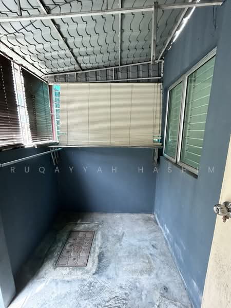 2-storey Terraced House for Rent in Kajang (Selangor) - Ruqayyah Hashim - Balcony - PropertyGuru.com.my