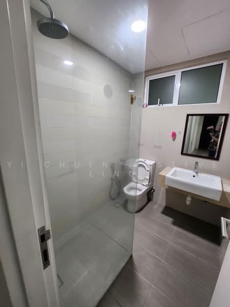 Condominium for Rent at Le Yuan Residence - Yi Chuen @ Steve Ling - Bathroom - PropertyGuru.com.my