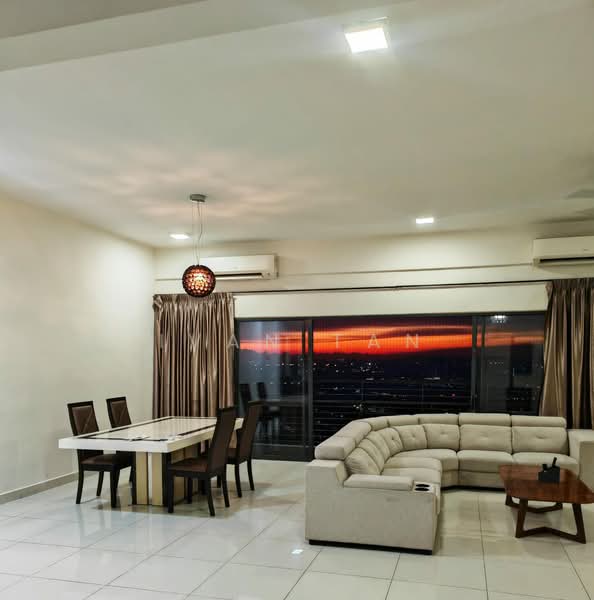 Kediaman Servis untuk Disewa di SetiaWalk - Ivan Tan - Living Room - PropertyGuru.com.my