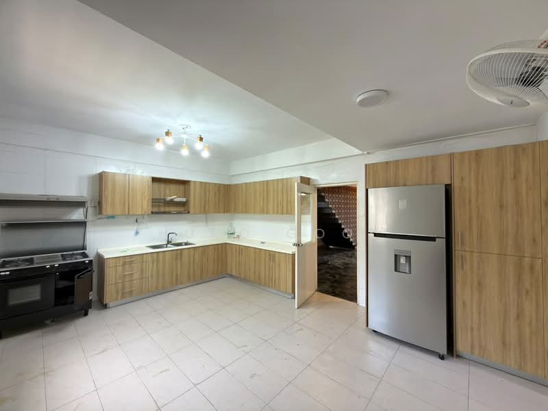 Rumah Banglo untuk Disewa di Taman Bukit Pantai (Bangsar) - Hugo Gooi - Kitchen - PropertyGuru.com.my